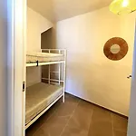 Nyaraló Cozy Flat Stunning Sea View, 10' From Chia Beaches *